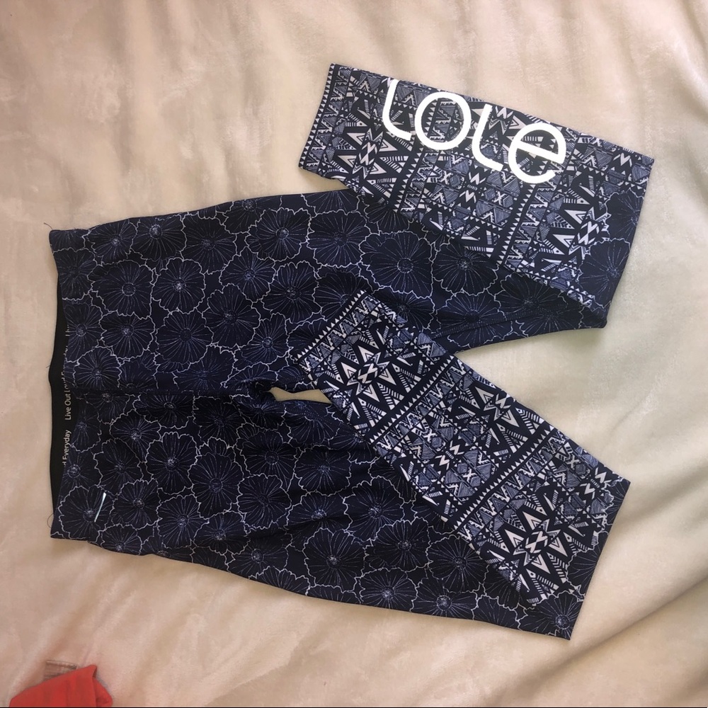 Lolë Blue patterned leggings great quality